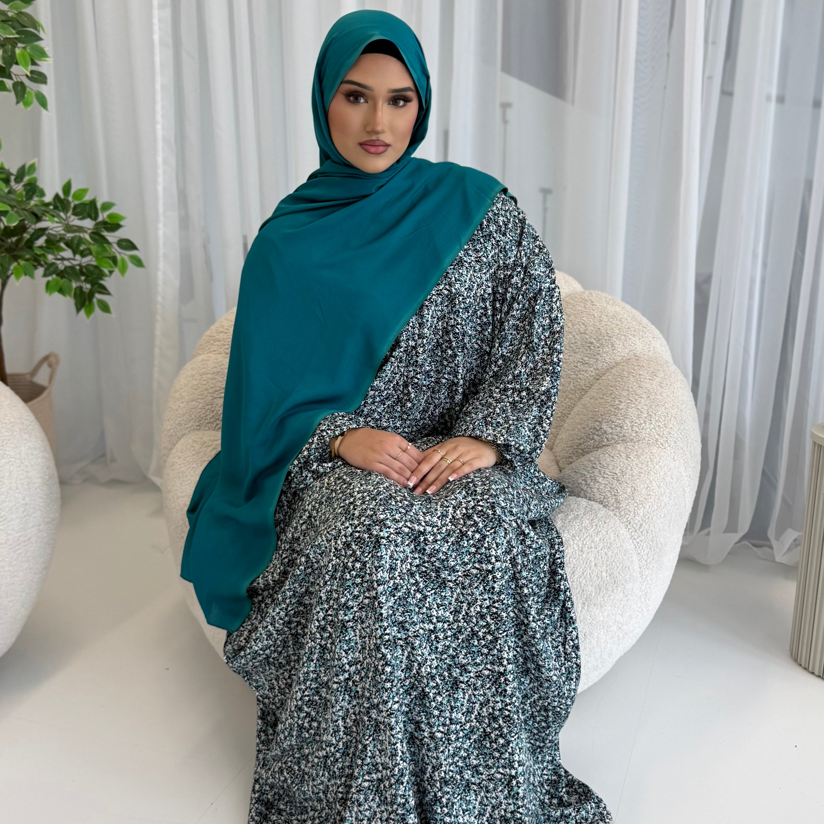 Abaya dress regular length with pockets