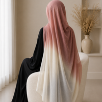 Dusty pink / white