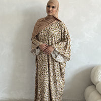 Cream Grace (plain neck)