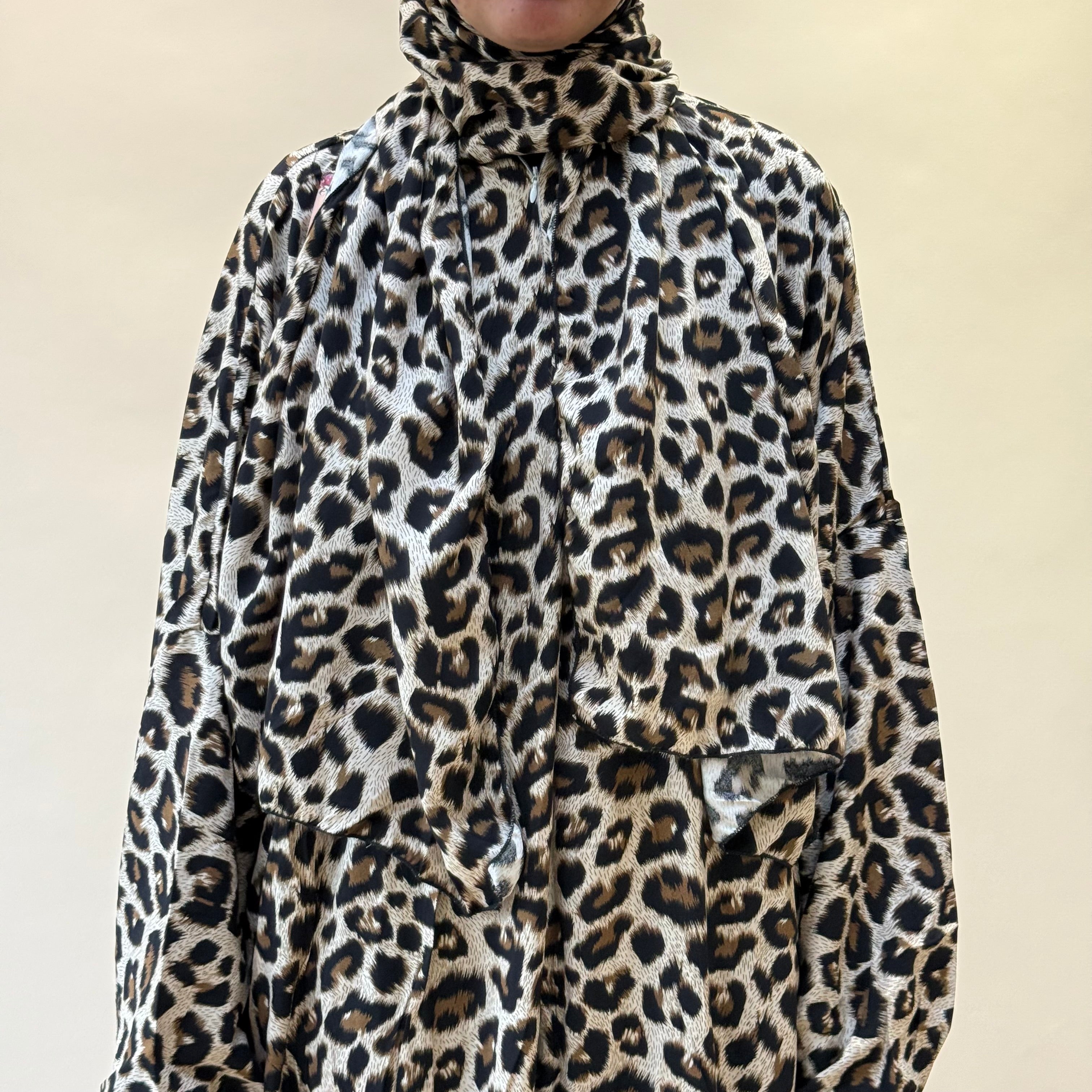 NEW Regular length Prayer dress with pockets, prayer abaya