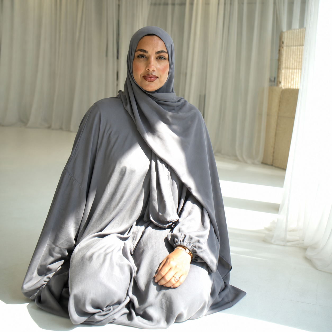 NEW Short length Prayer dress with pockets, prayer abaya