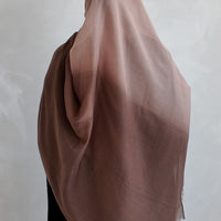 Brown / nude