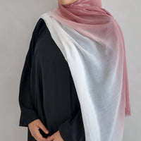 Dusty pink / white