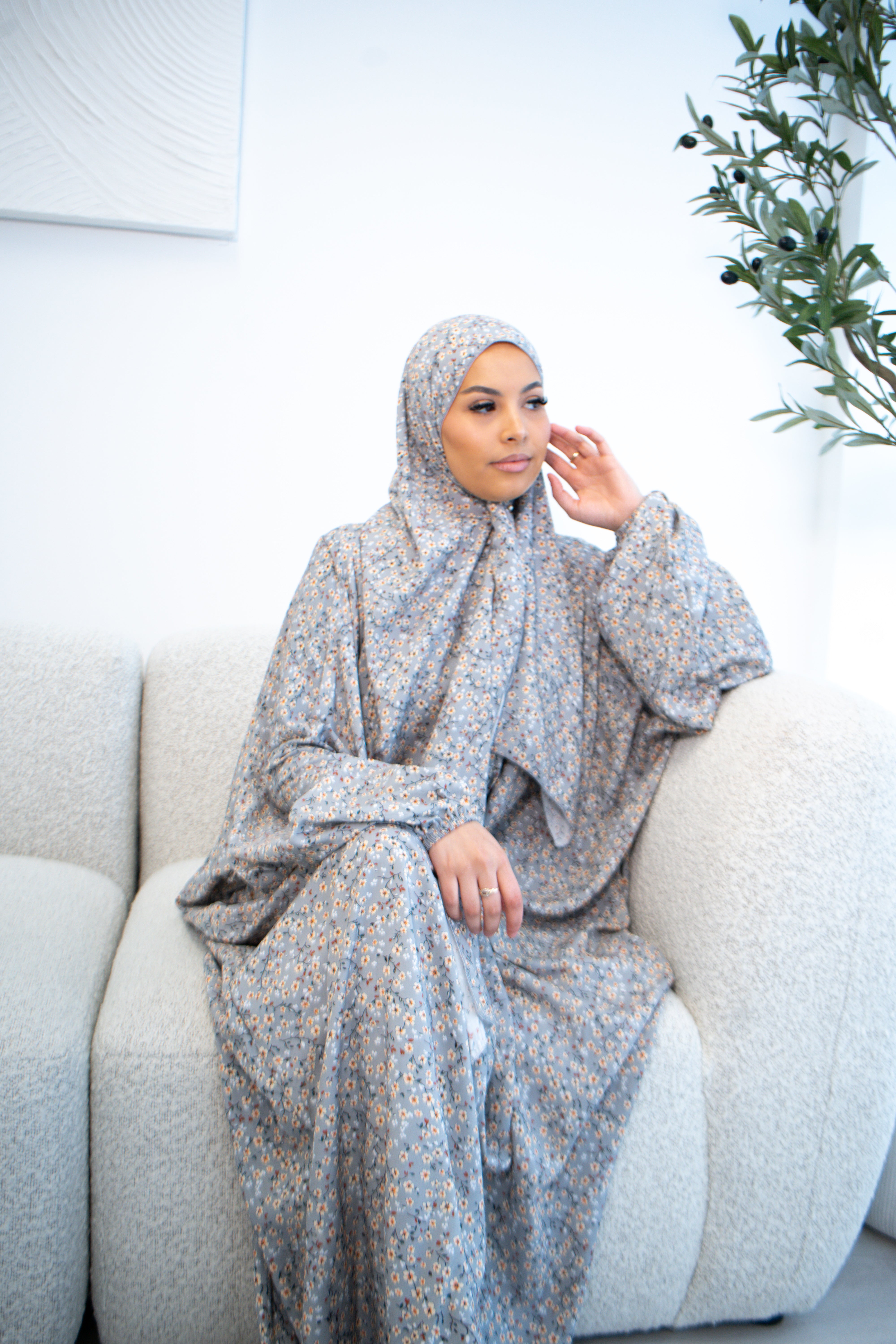 NEW Extra long length Prayer dress with pockets, prayer abaya