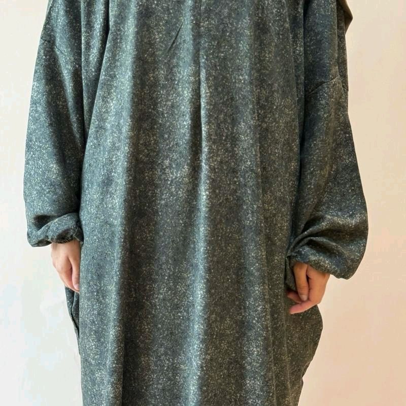 Regular length abaya dress with pockets