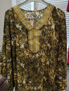 KAFTANS (small defect on neck) no returns