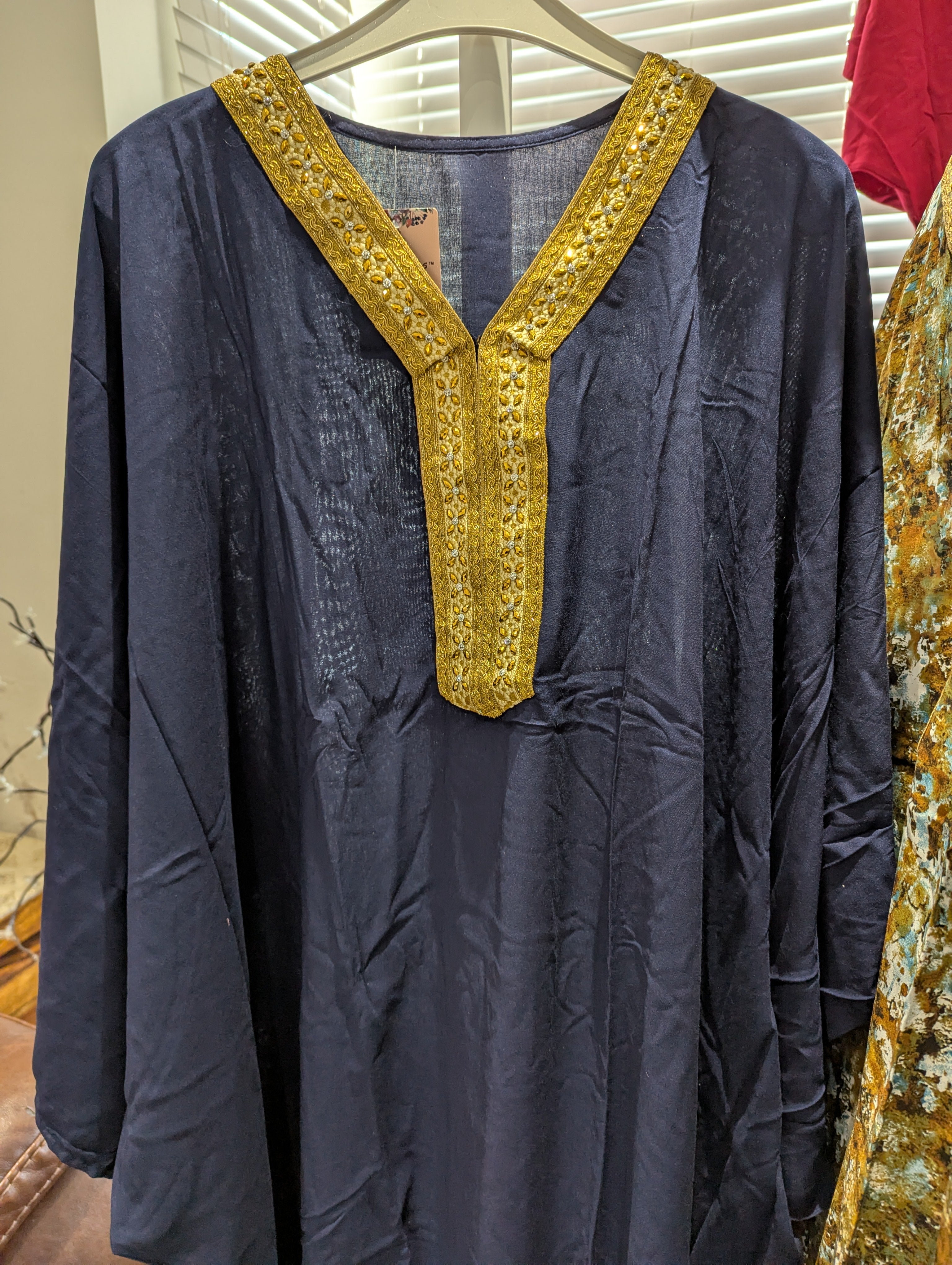 KAFTANS (small defect on neck) no returns