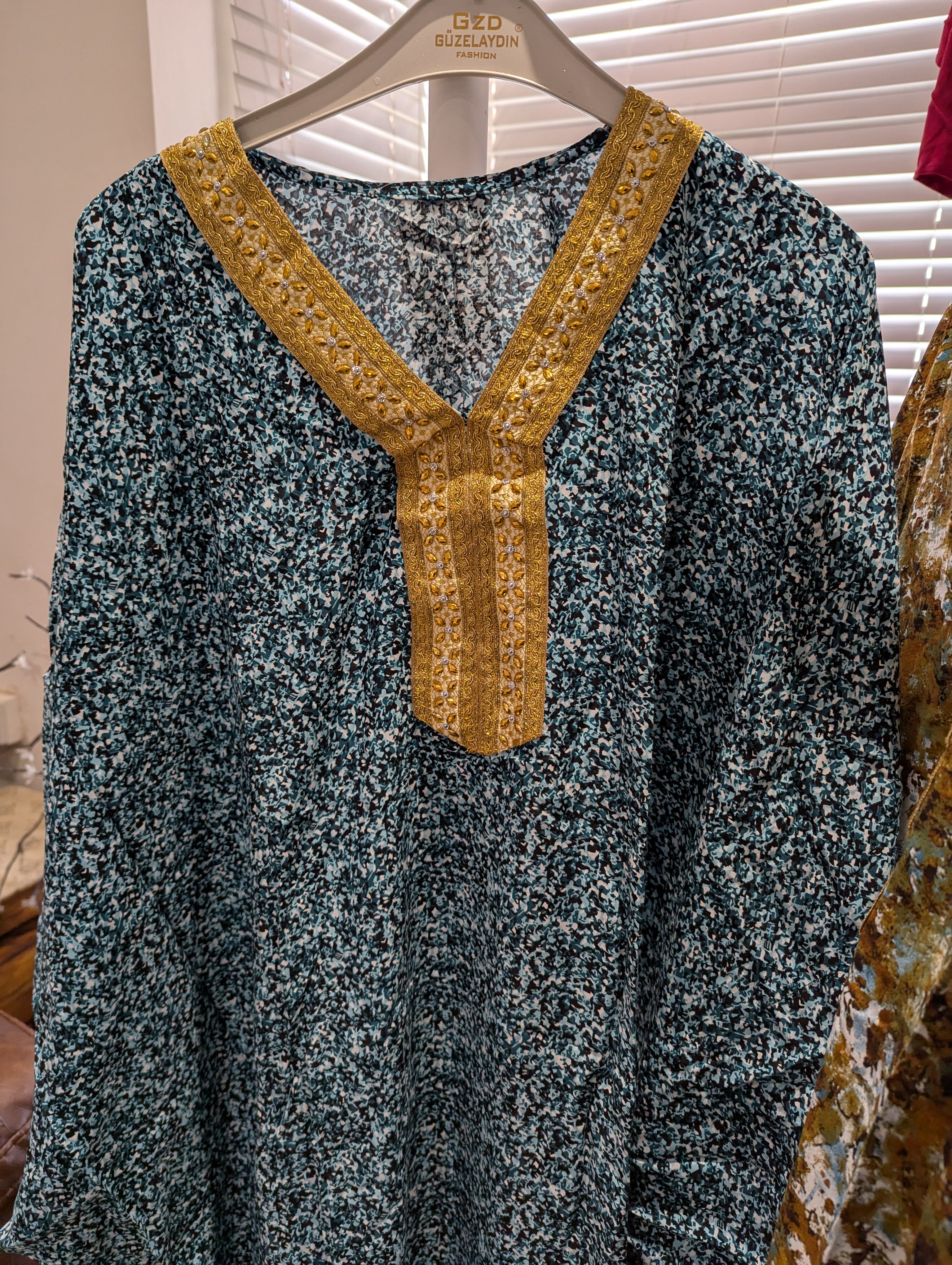 KAFTANS (small defect on neck) no returns