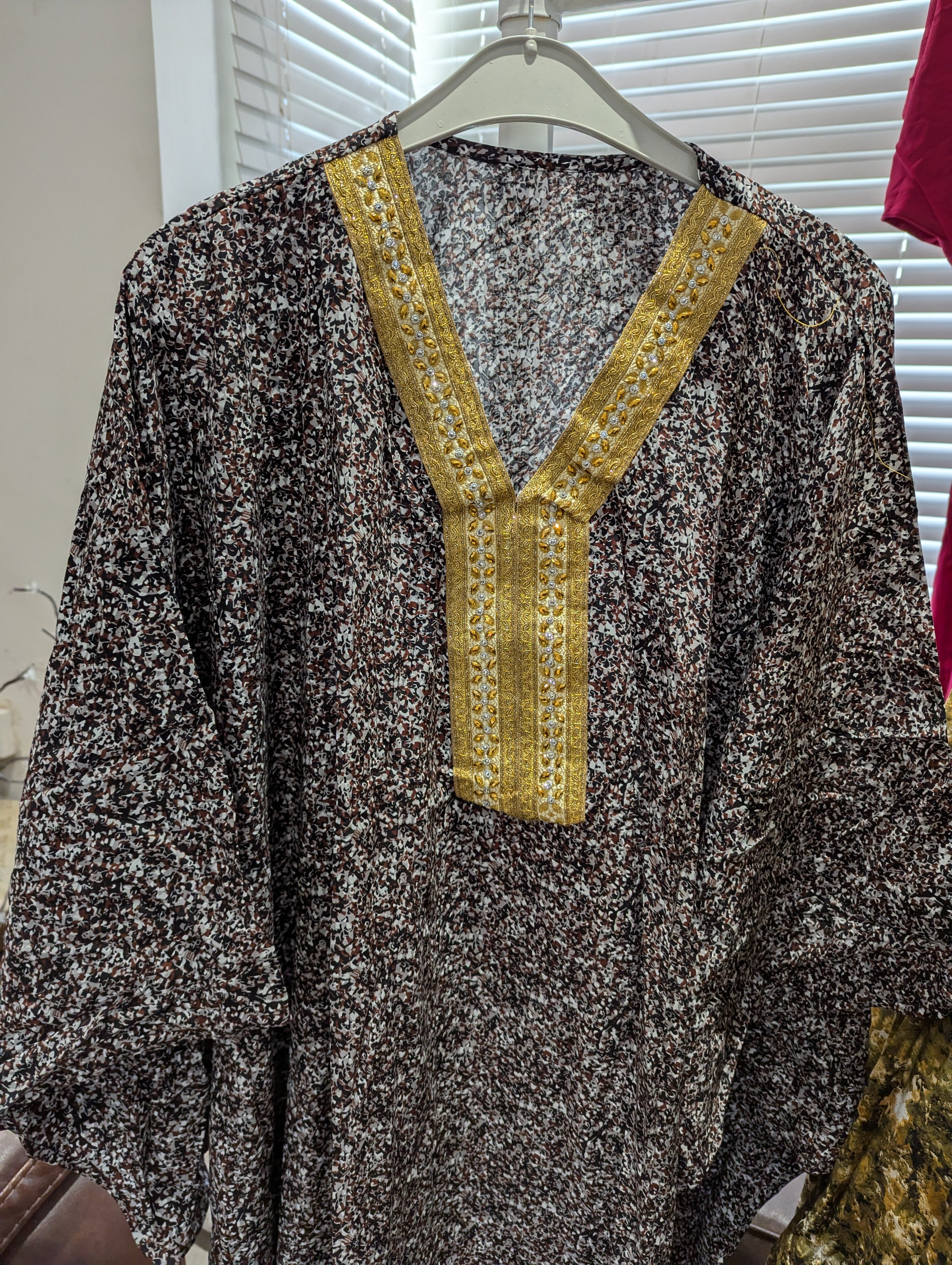 KAFTANS (small defect on neck) no returns