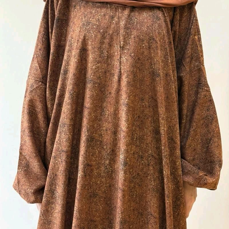 Regular length abaya dress with pockets