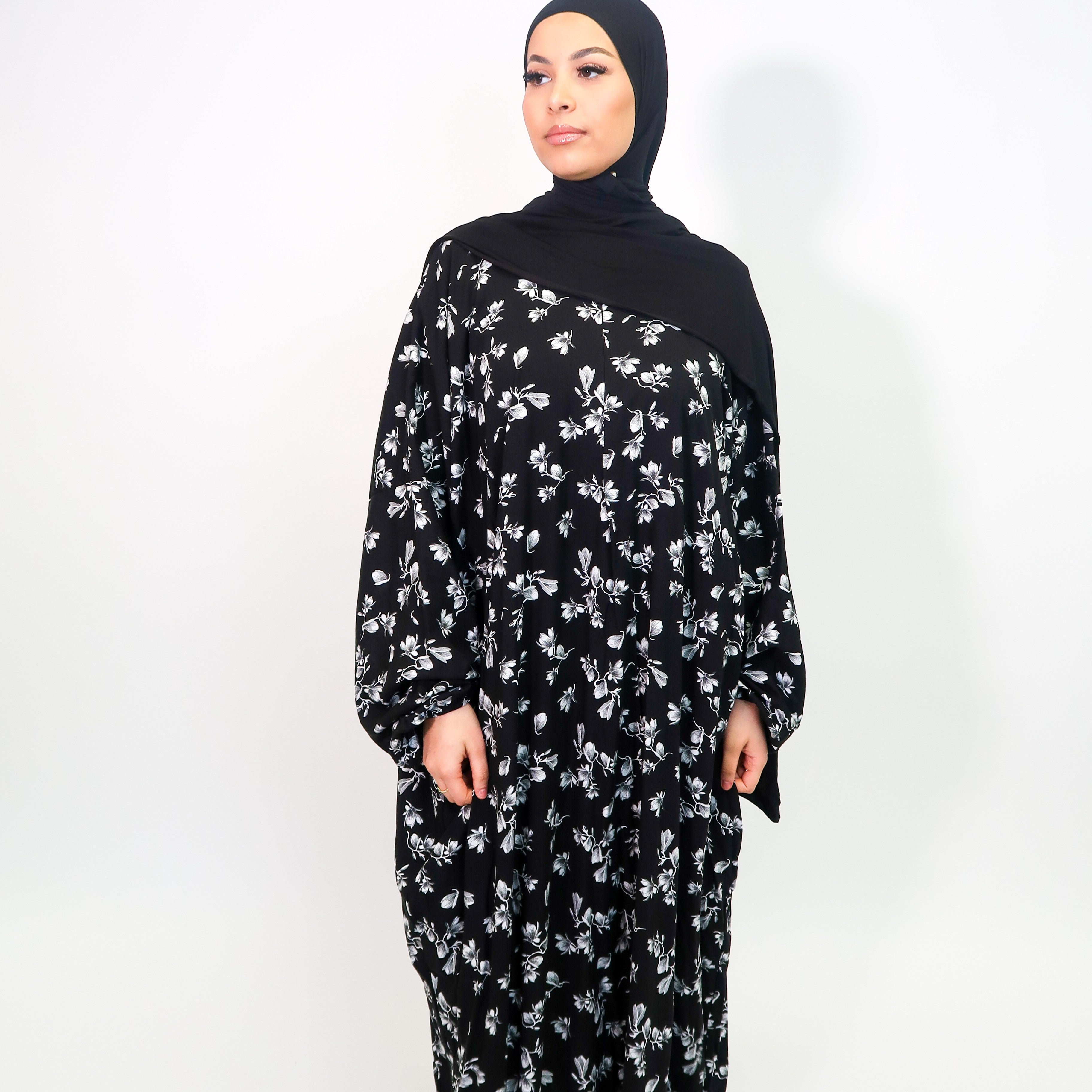 Abaya dress regular length with pockets