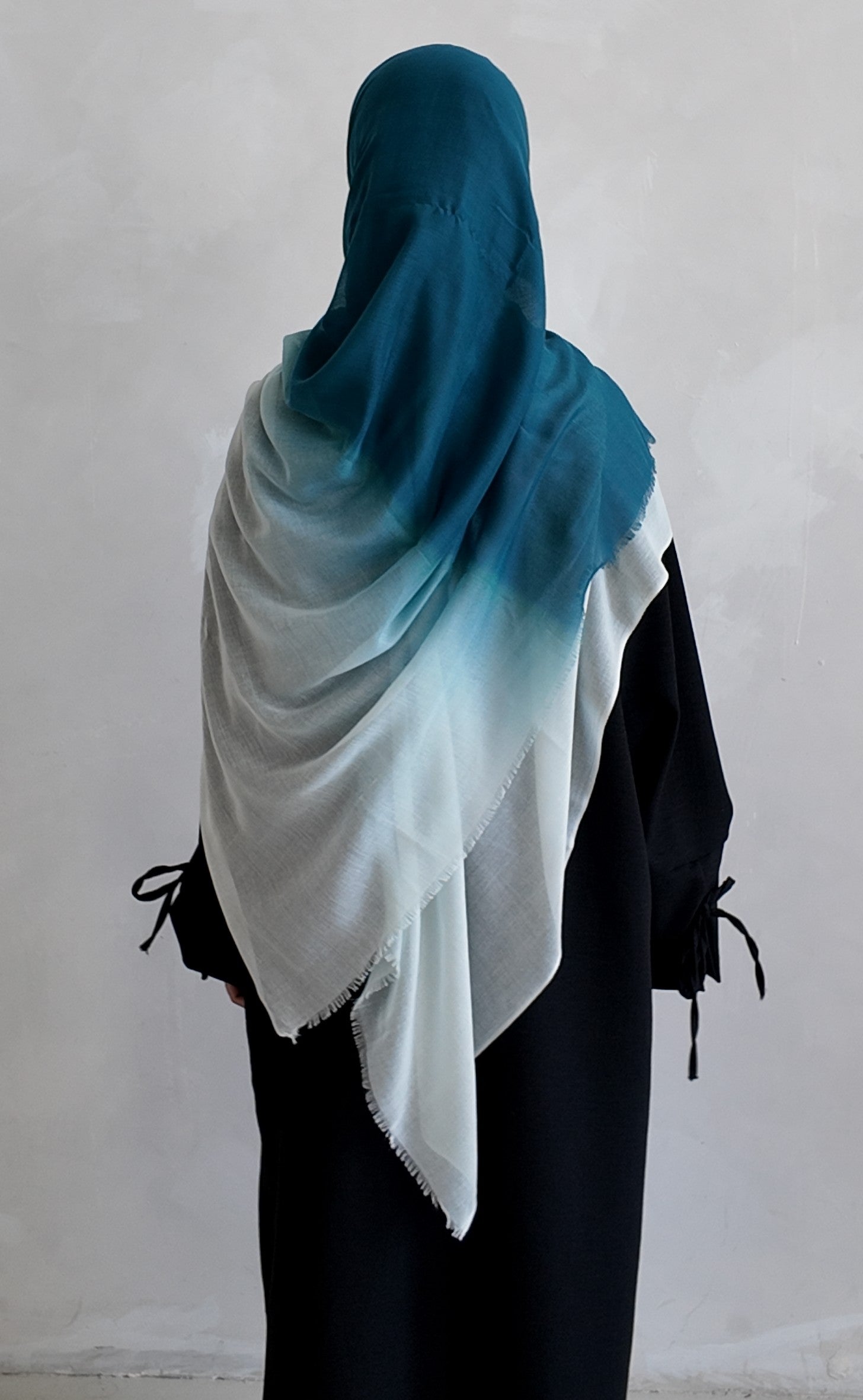 New Premium Turkish Modal Two-Tone Hijab – Soft Lightweight Ombre Scarf
