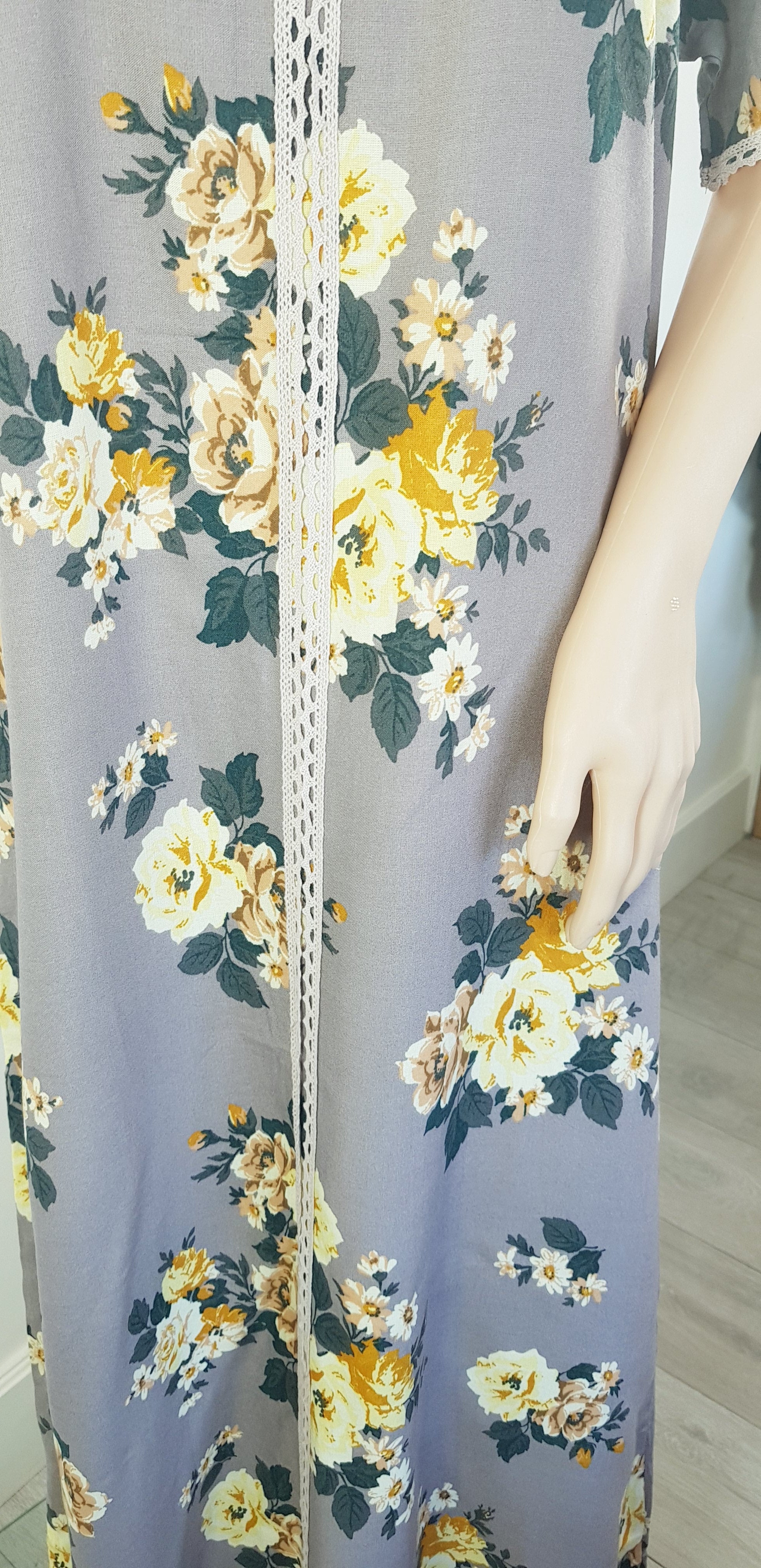 Yellow Blend - Short Sleeve maxi dress