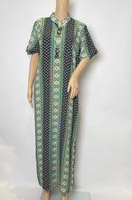 Load image into Gallery viewer, Green Hawaii - Short Sleeve - With Buttons maxi dress
